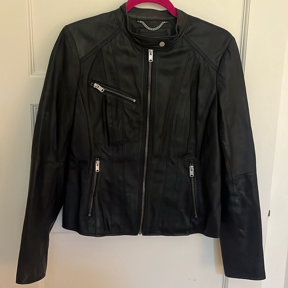 Black leather jacket from Marc New York size M ladies